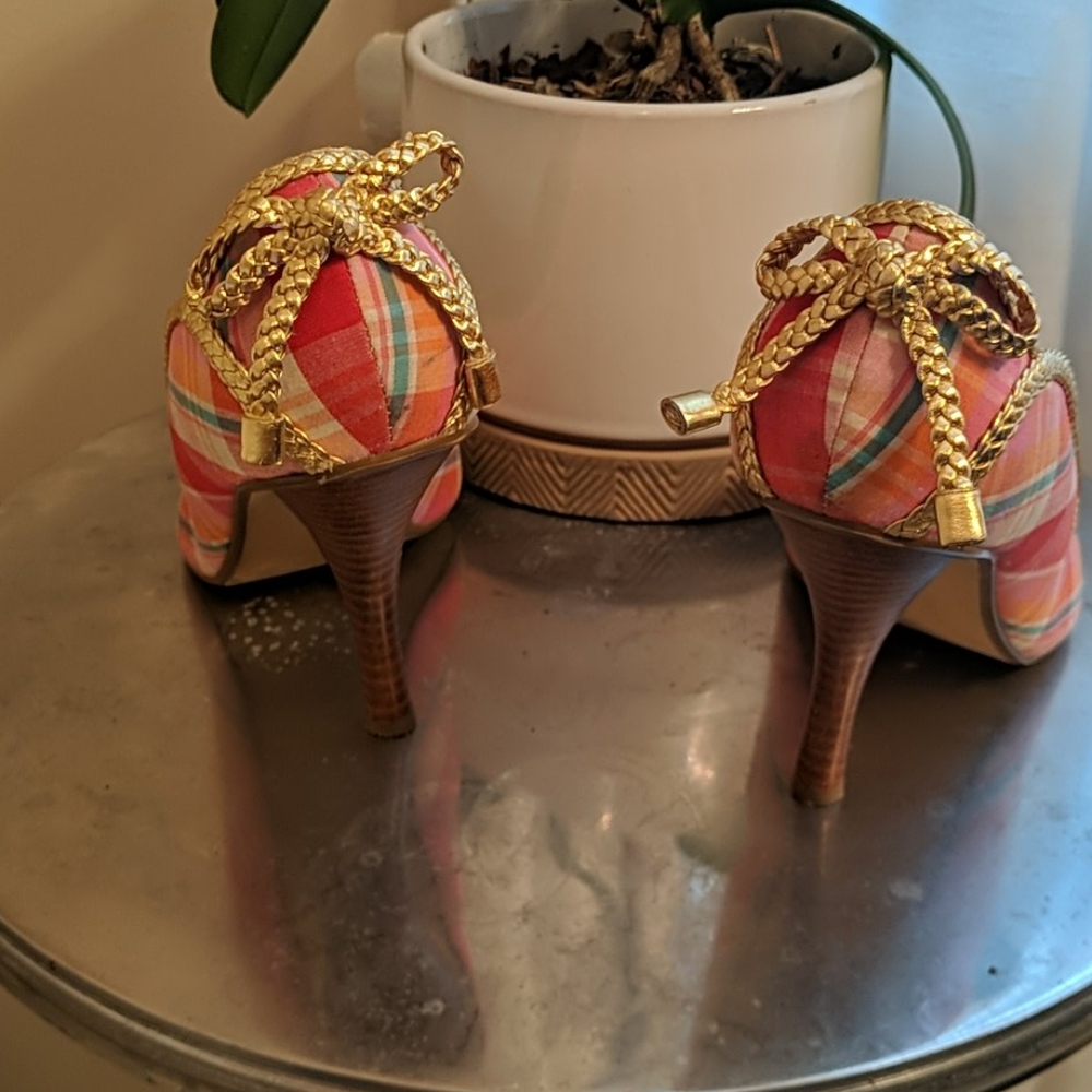 Shoes - Picture 2 of 2